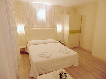 Отель Relax Holiday Complex & Spa Apartments 3*