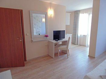 Фотография Relax Holiday Complex & Spa Apartments 3*