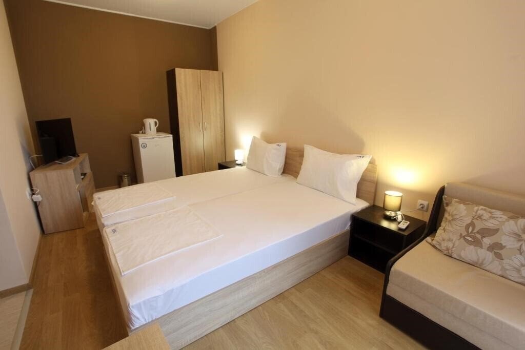 Фото Messembria Palace & Resort 3*