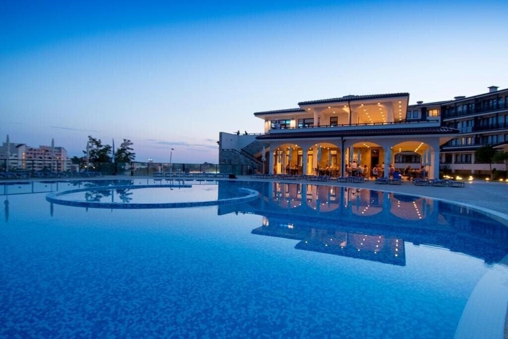 Отель Nevis Resort & Aqua Park (ex. Family Life Nevis Resort, TUI Blue Nevis Resort, Nevis Resort) 4*