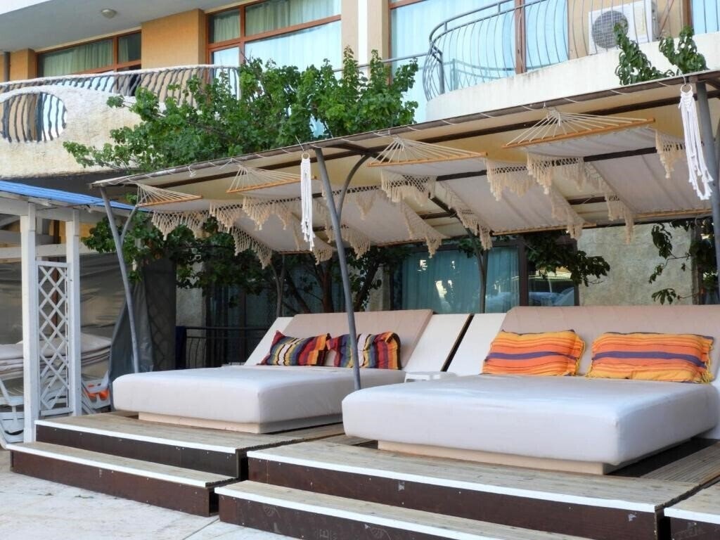 Фото Sunrise Studio Grenada 4*