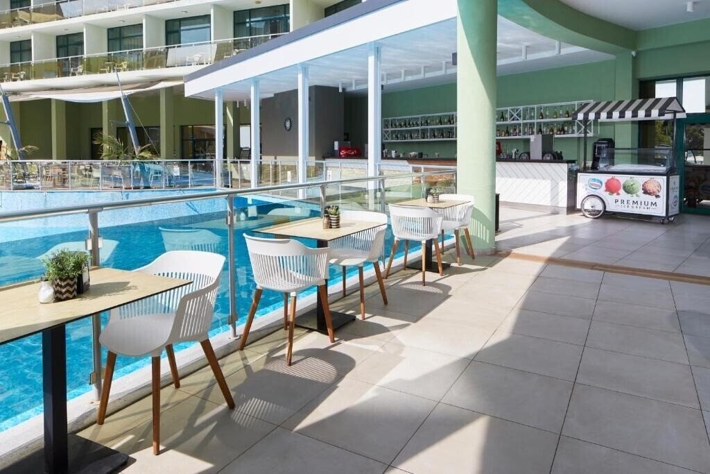 Фотография Marvel 4*