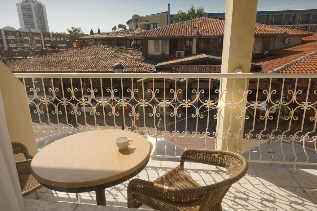 Изображение Lotus 3*