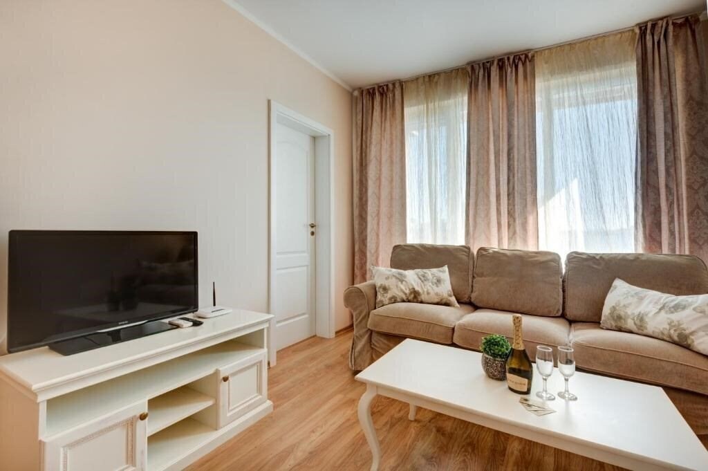 Фотография Aparthotel Down Park (ex. Daun Park Apartments, Dawn Park Complex, Daun Park Aparthotel) 3*