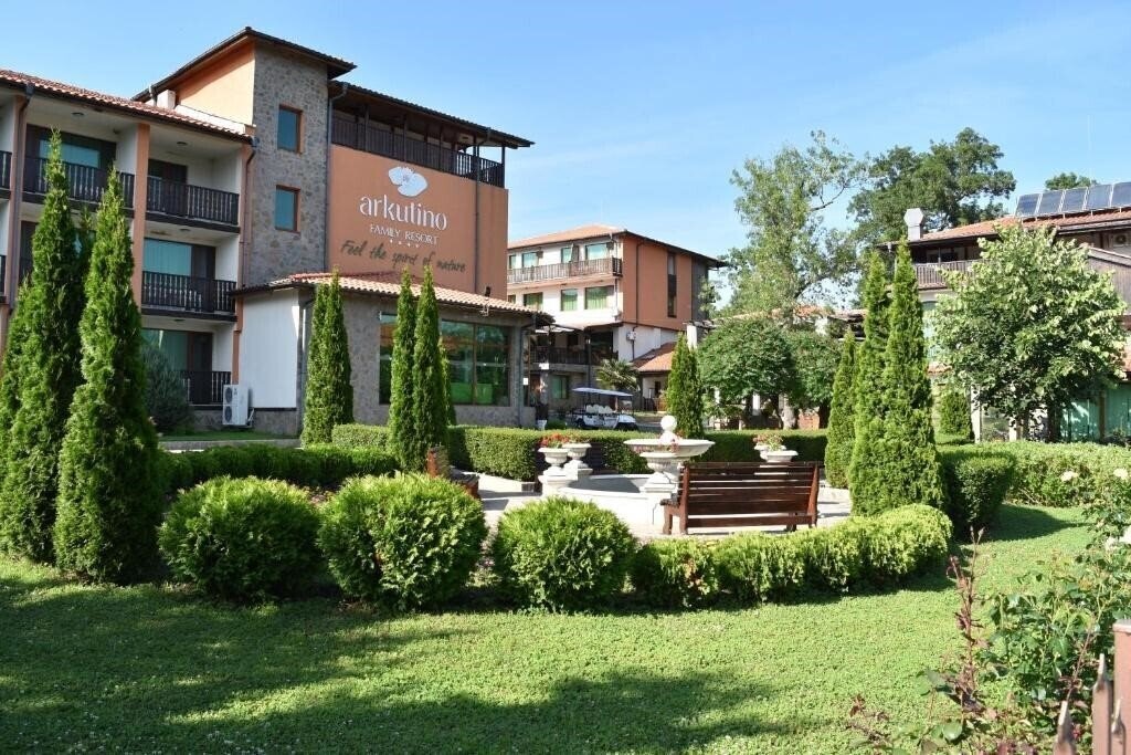 Отель Arkutino Resort 4*