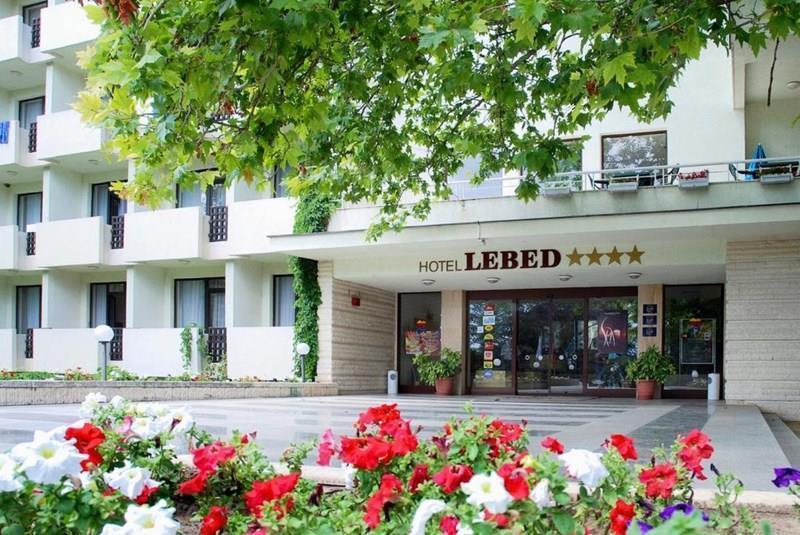 Отель Lebed 4*
