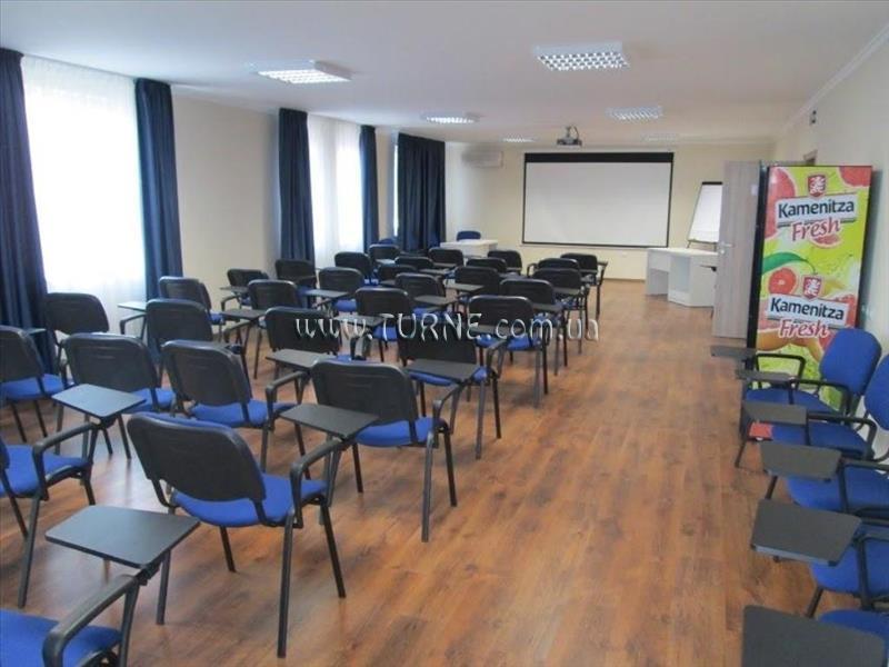 Отель Macon Residence Kids Camp 3*