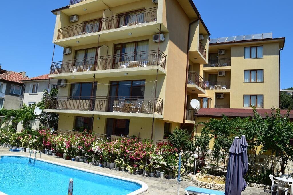 Фотография Chris Hotel 3*