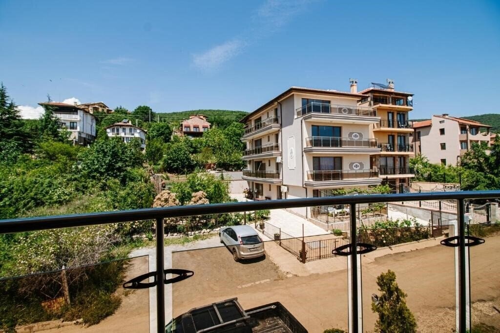 Фотография Red Iguana 3*