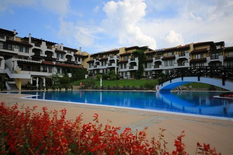 Фото Saint Nikola Complex 2*