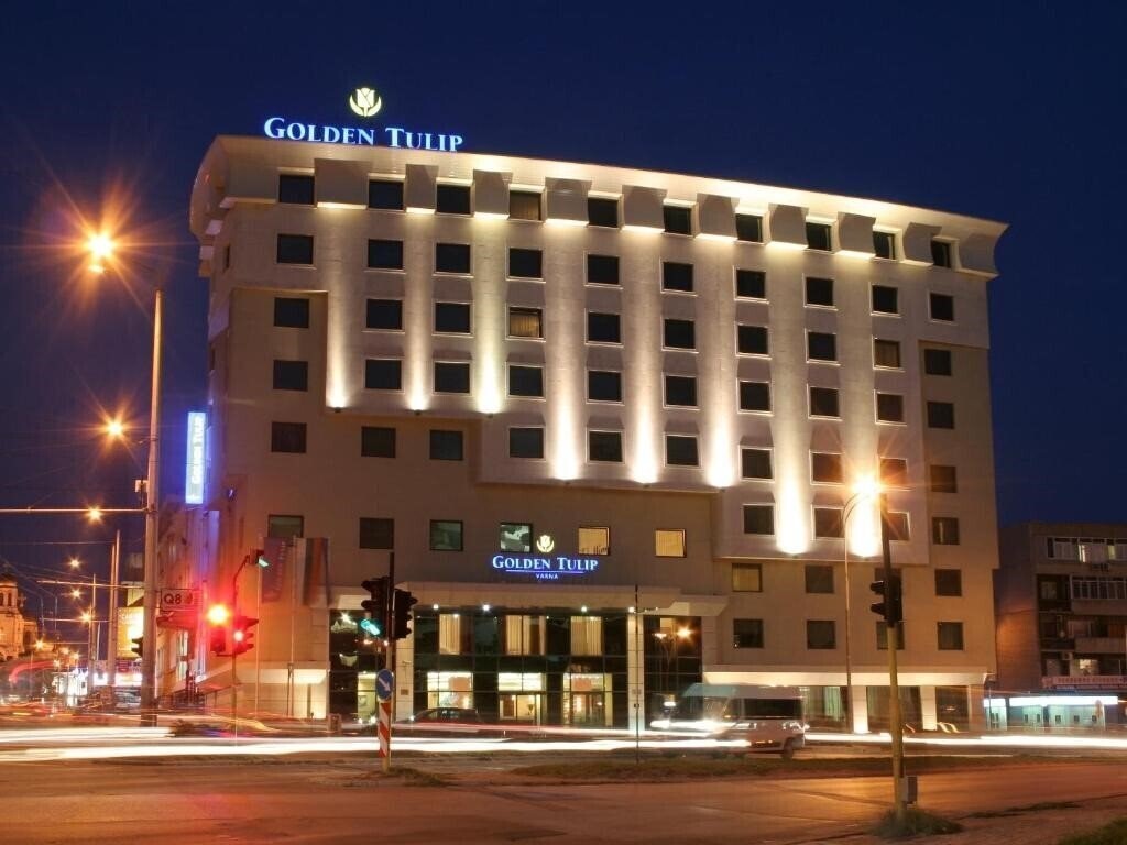 Отель Golden Tulip Varna 4*
