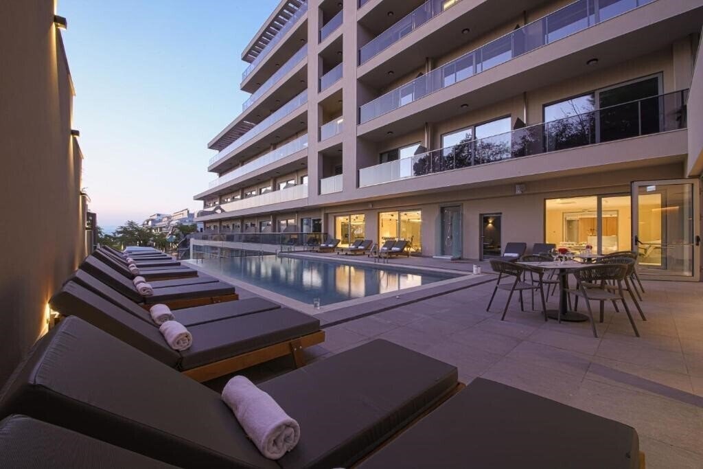 Изображение Poseidon Beach Hotel 5*