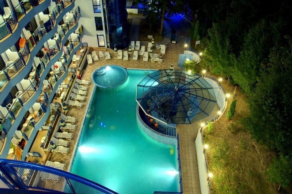 Отель Aphrodite Golden Sands 4*