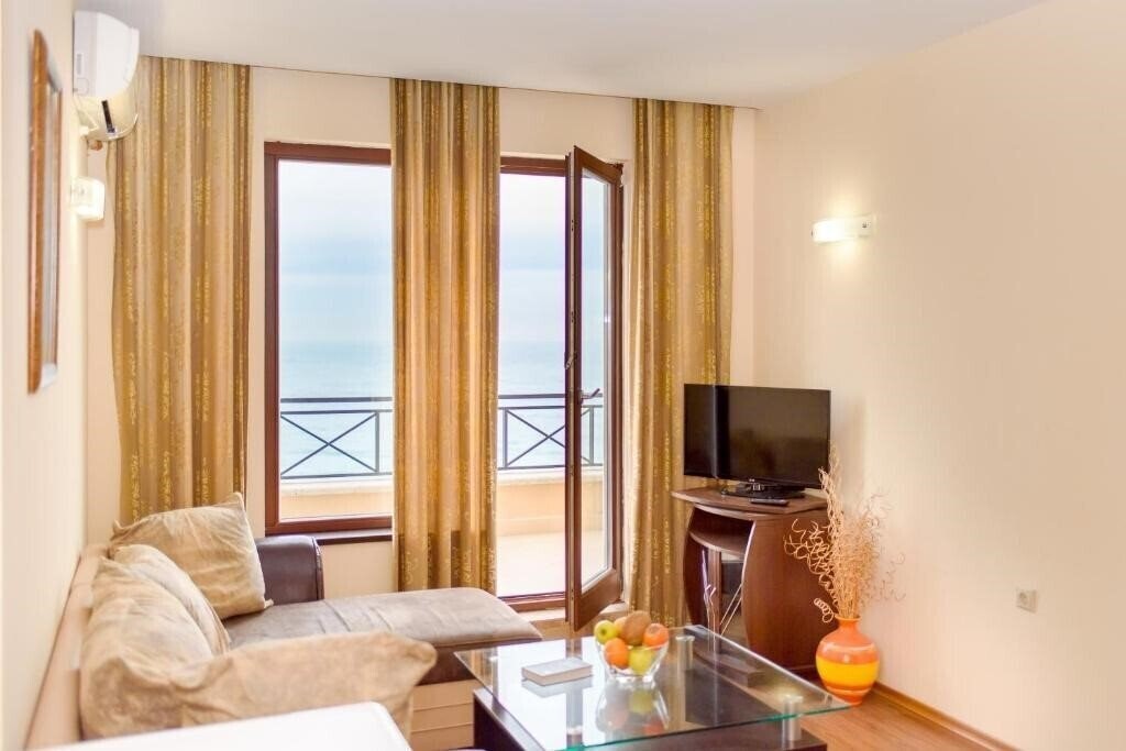 Изображение Sea View Rental Front Beach 2*