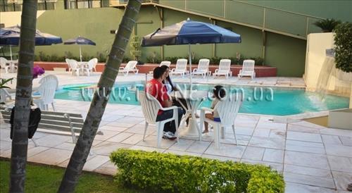 Отель Turrance Green 3*