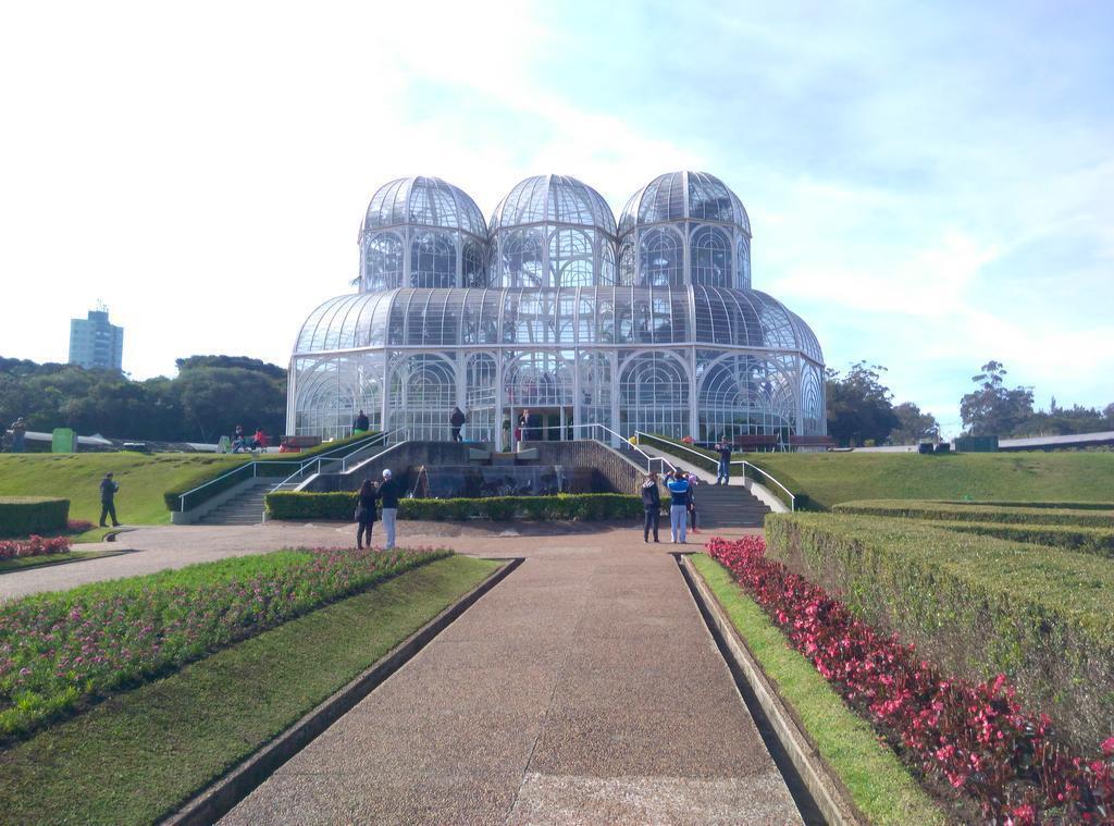 Отель Bourbon Curitiba Convention Hotel 5*