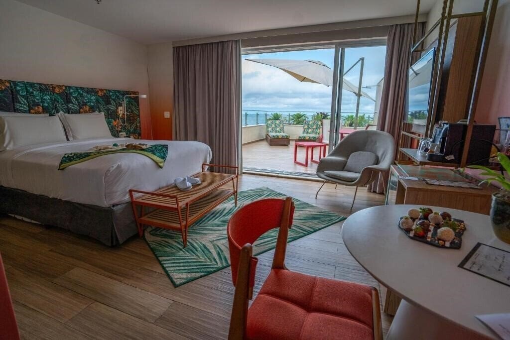 Отель Tulip Inn Copacabana 3*