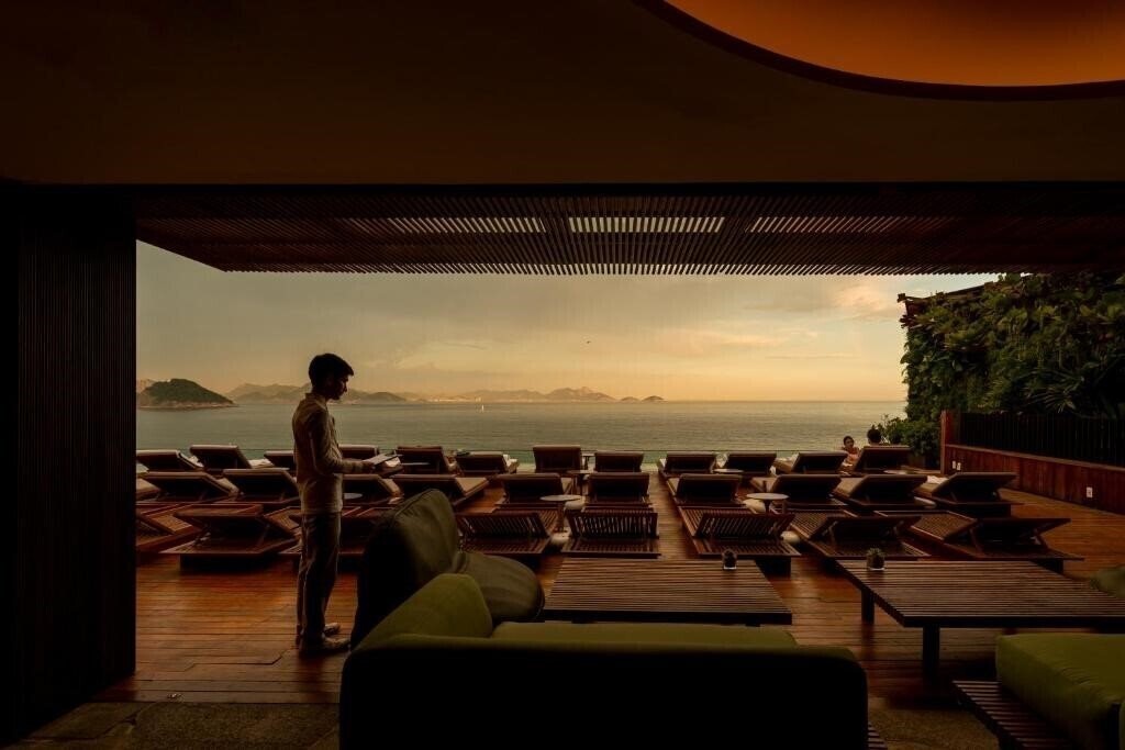 Картинка Emiliano 5*