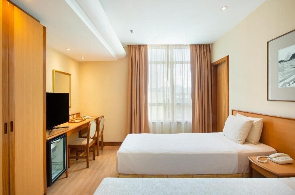 Фото Windsor Asturias Hotel 3*