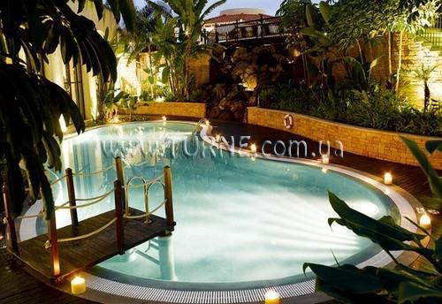 Отель L'Hotel Porto Bay 5*