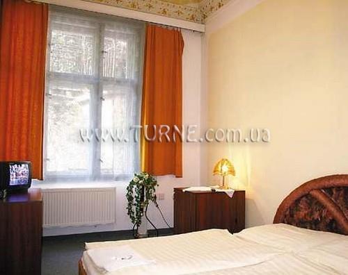 Отель Kucera 3*