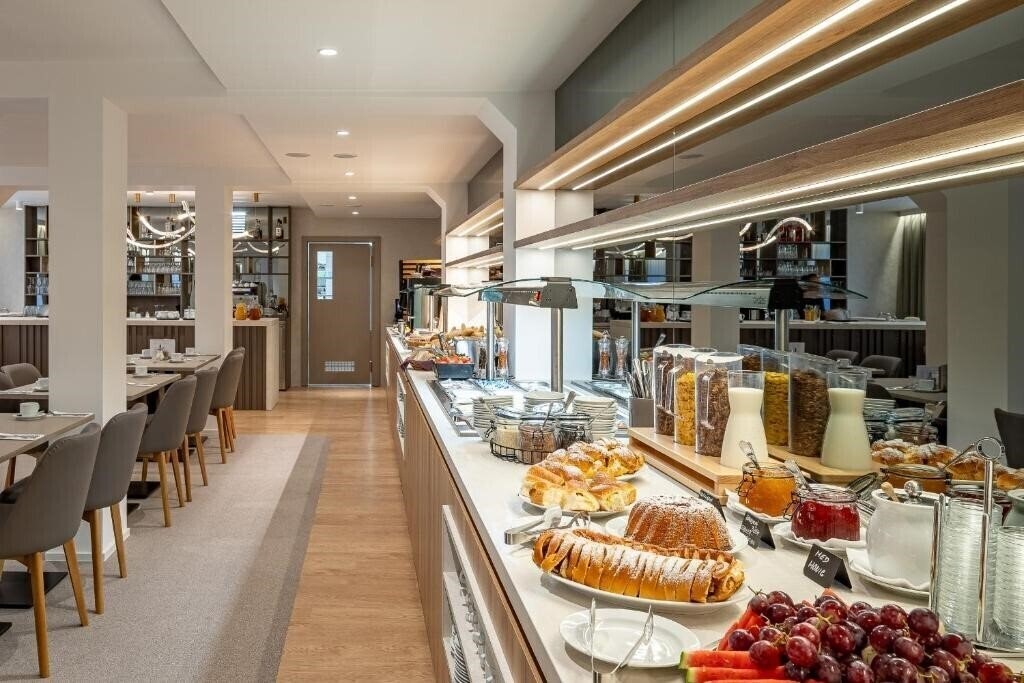 Фотография Devin 3*