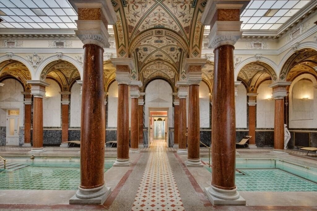 Отель Nove Lazne 5*