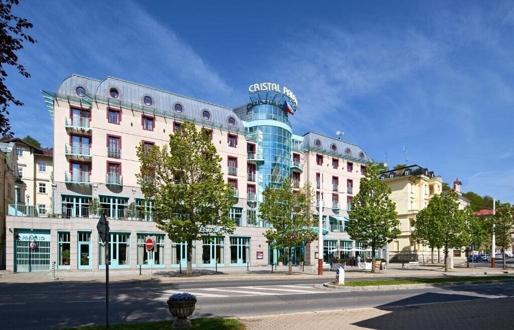 Отель Cristal Palace 4*