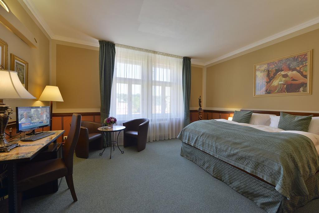 Картинка Hastal Praha Old Town 4*