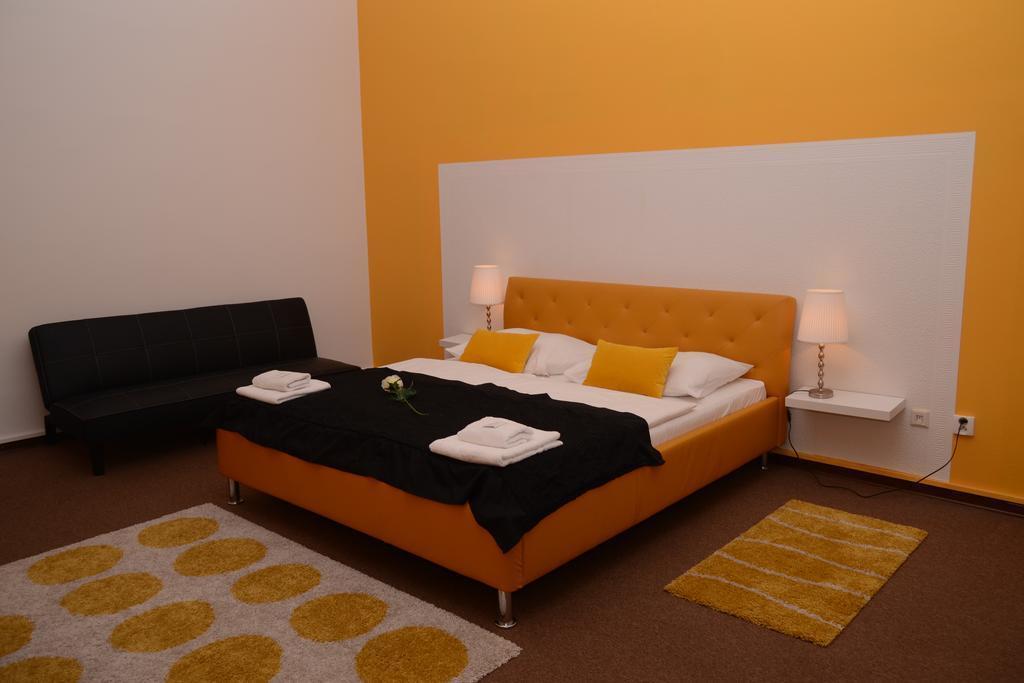 Отель Venezia Hotel 3*