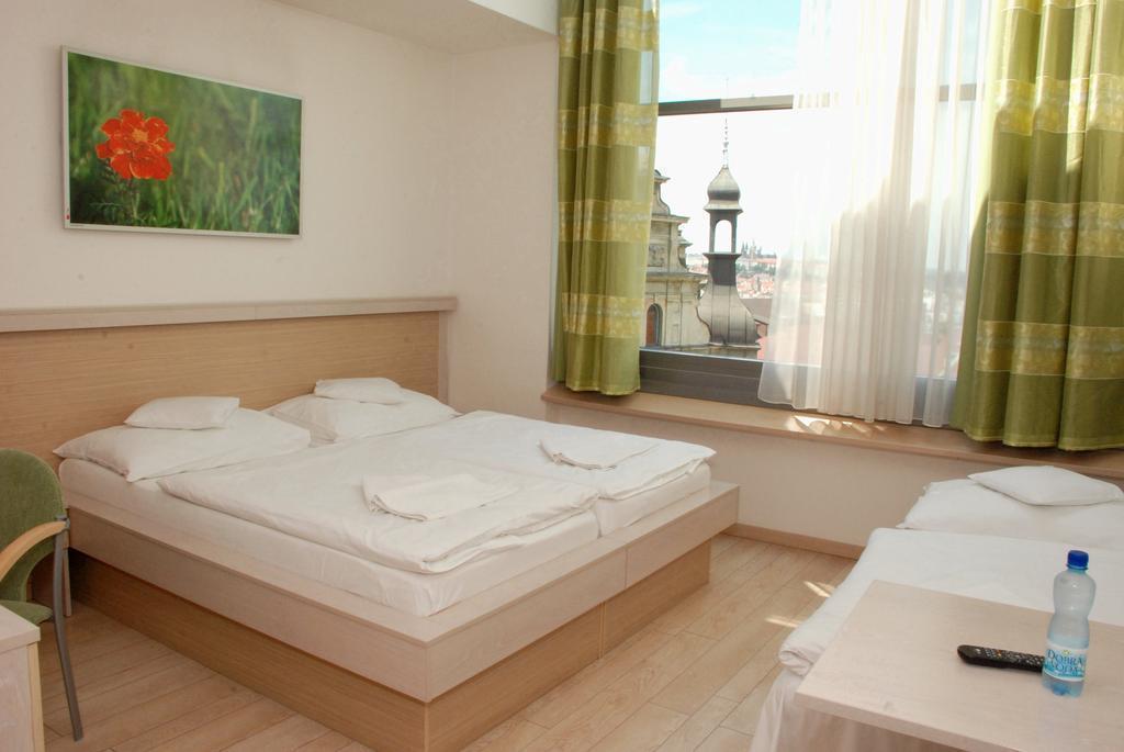 Отель Ankora Hotel Prague 3*