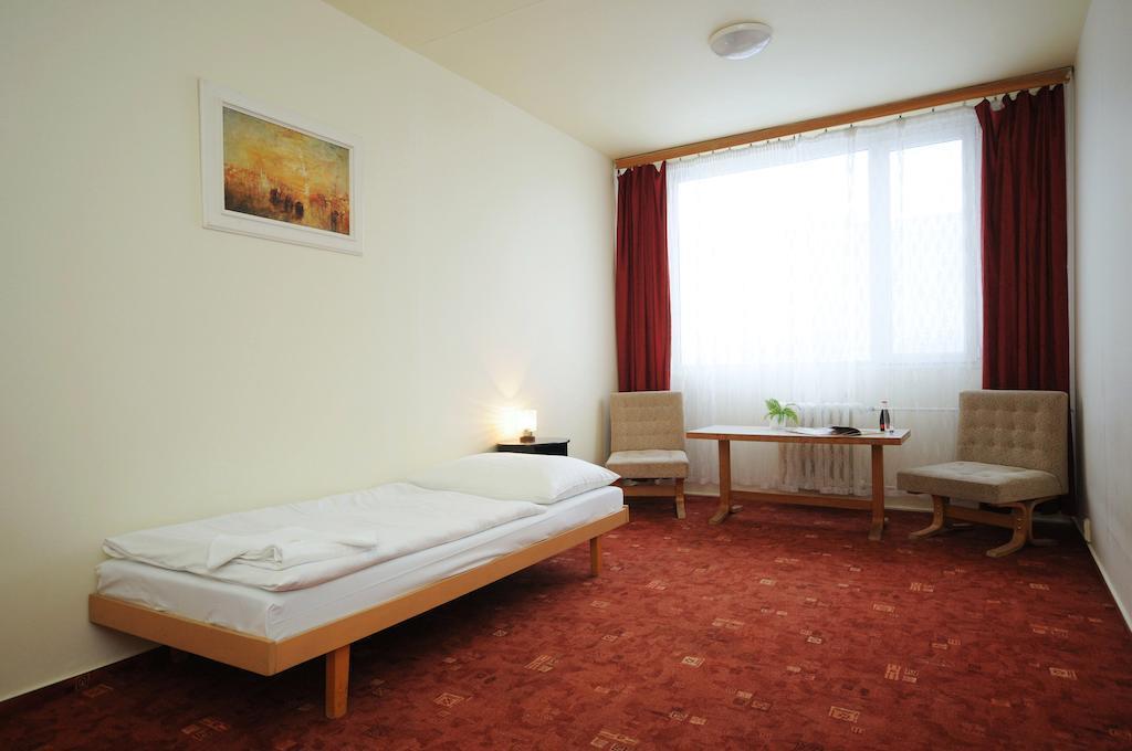 Картинка Easy Star (ex. Top Hotel Garni) 2*