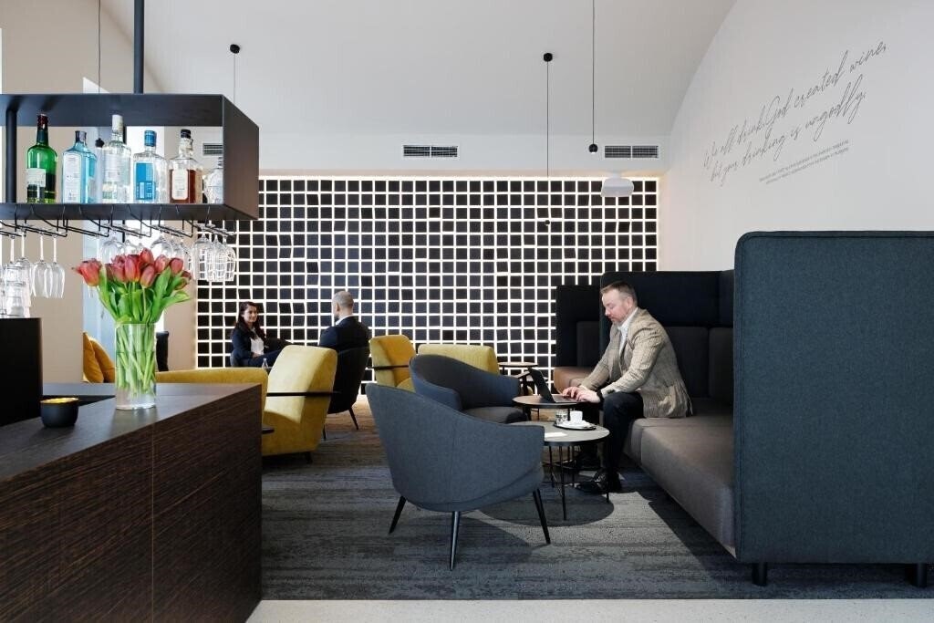 Картинка Three Crowns 3*