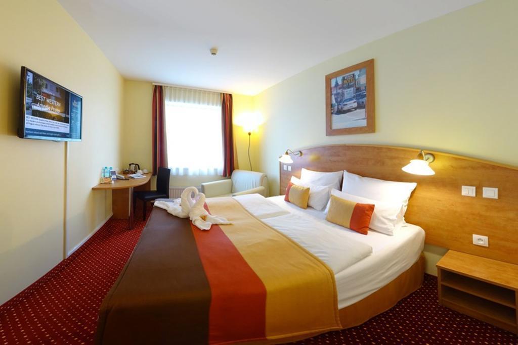 Фотография Best Western Amedia Praha 3*