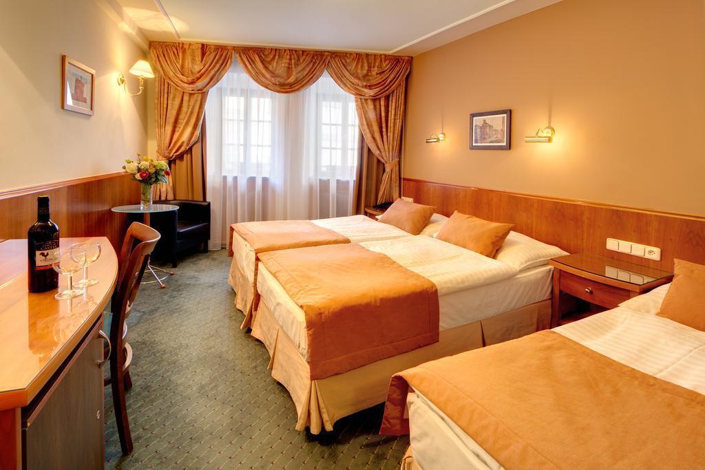 Картинка Clementin Old Town 4*