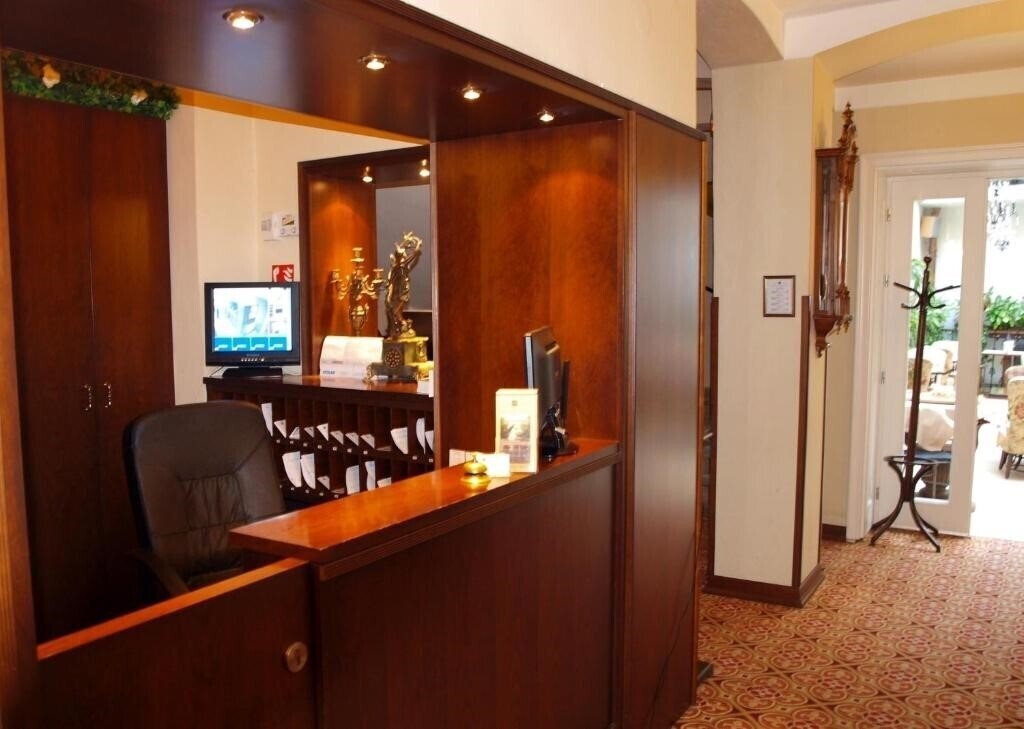 Изображение Antik 4*