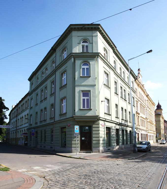 Отель Alea Apartments House 3*