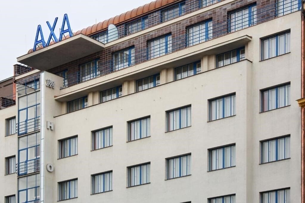 Отель Axa 3*