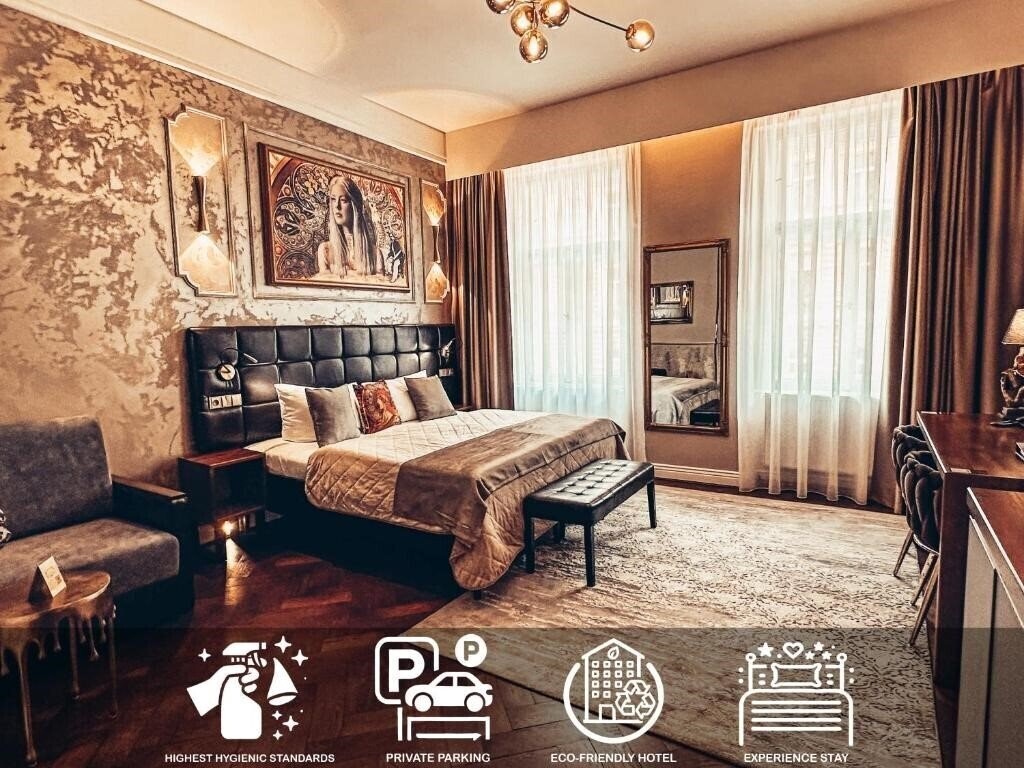 Отель Alfons 4*