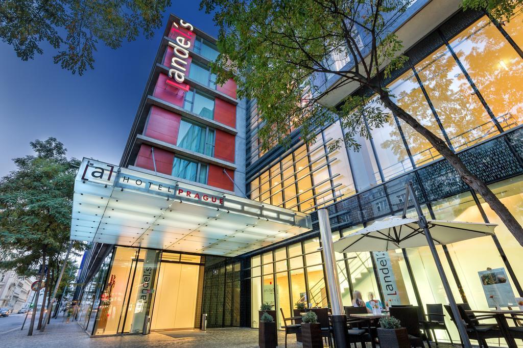 Отель Andel`s Hotel Prague 4*