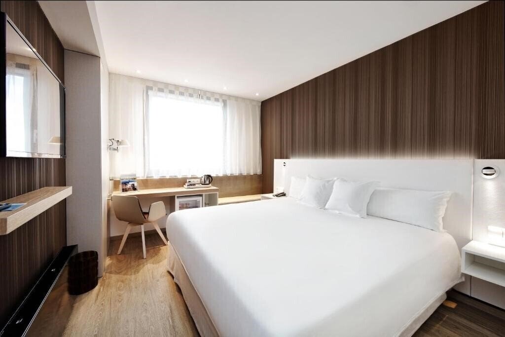 Отель Barcelo Praha 4*