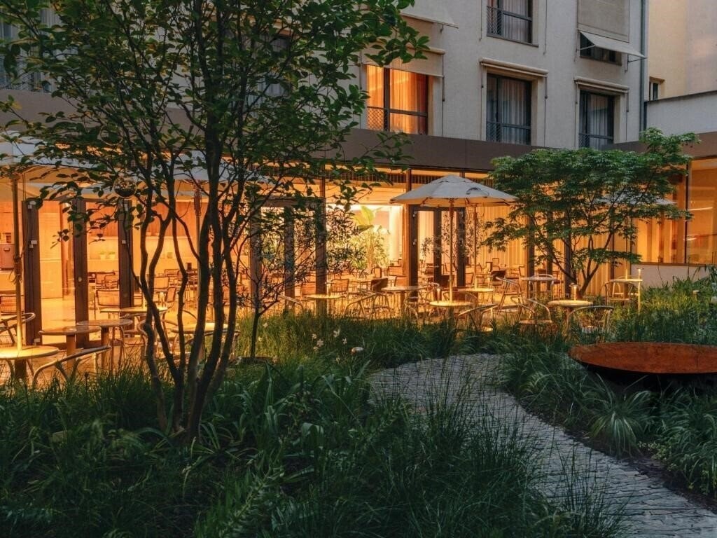 Изображение Josef 4*