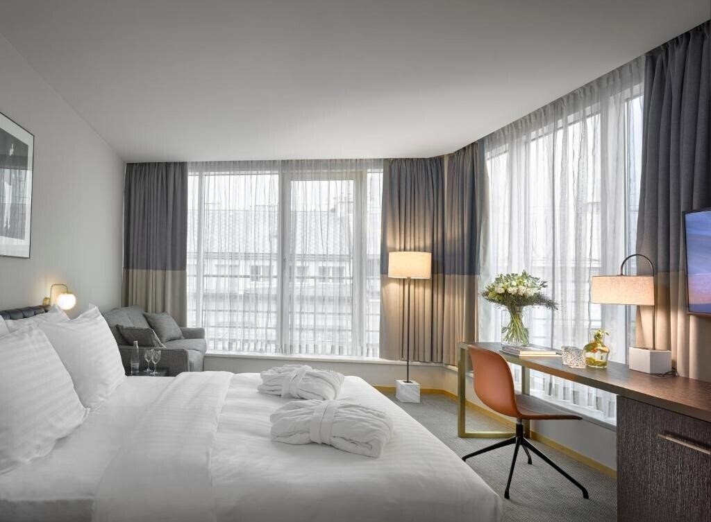 Фото K+K Hotel Fenix 4*