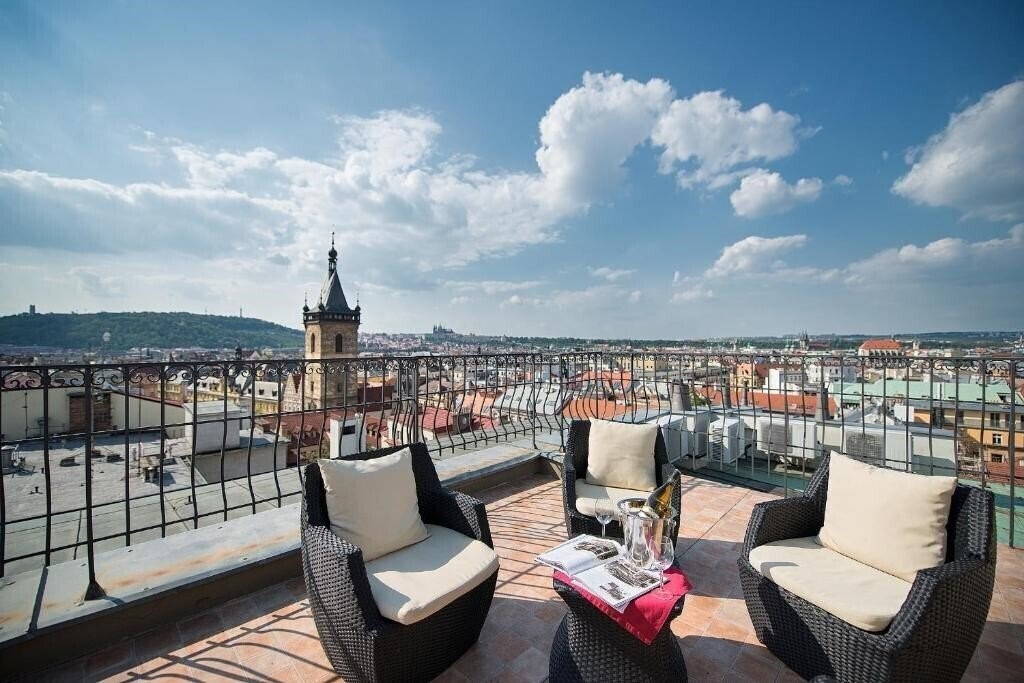 Картинка Suite Home Prague 4*