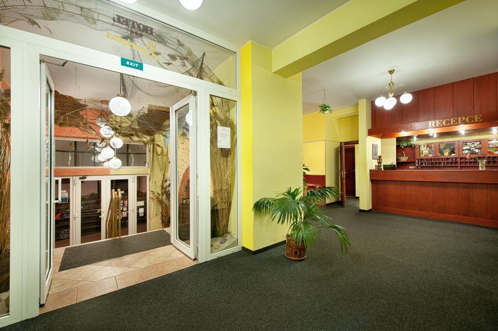 Картинка Henrietta 3*