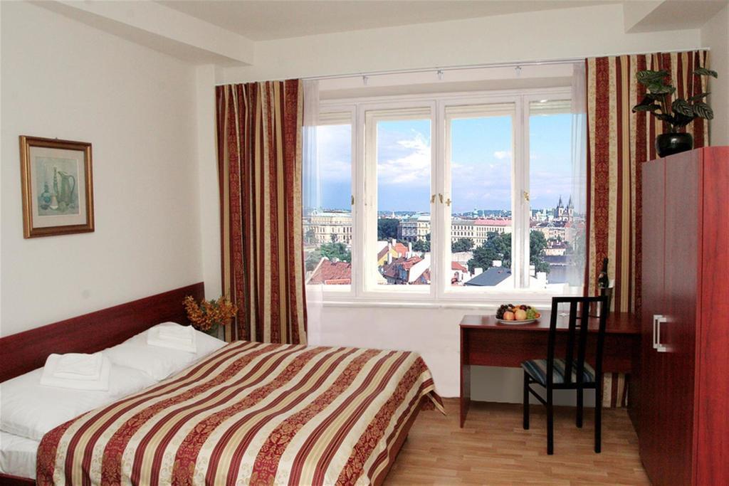 Отель Rubicon Old Town 3*