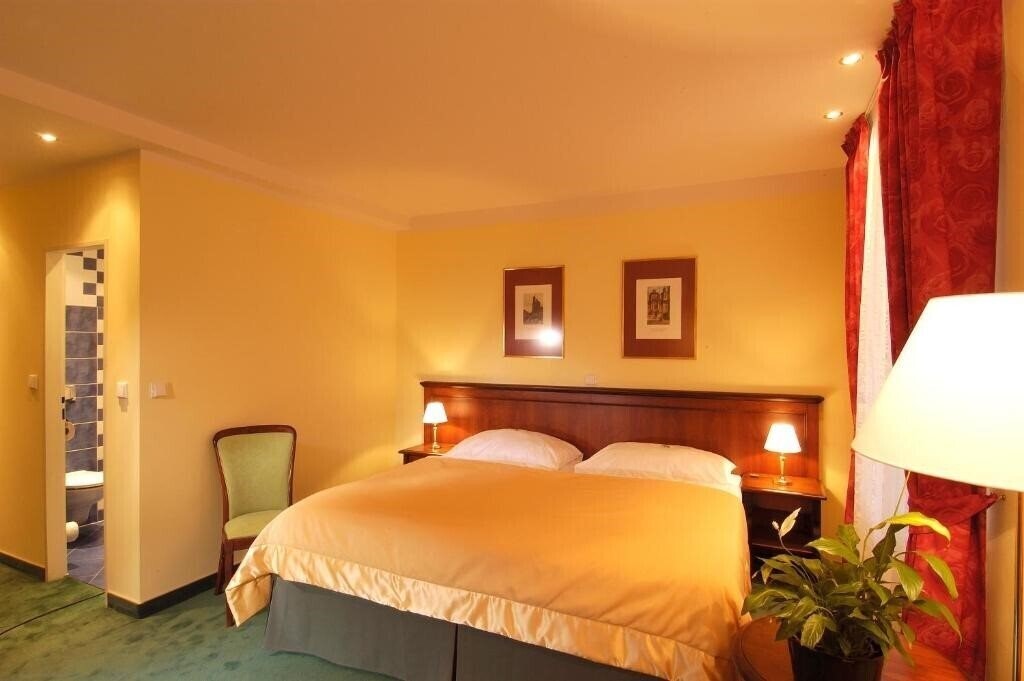 Фото Jeleni Dvur 3*
