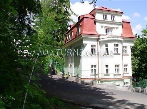 Отель Jitrenka 3*