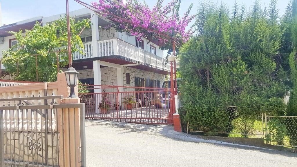Отель Monterria 4*