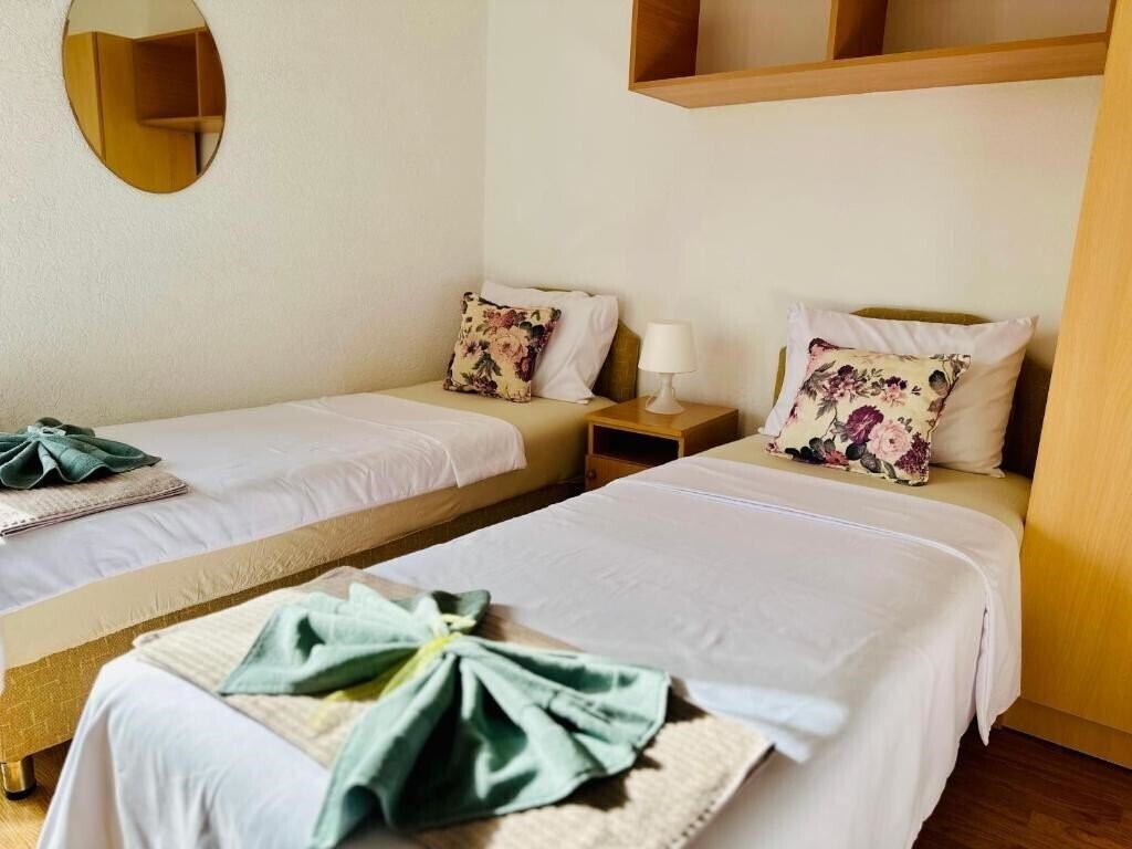 Картинка Bogumila 3*